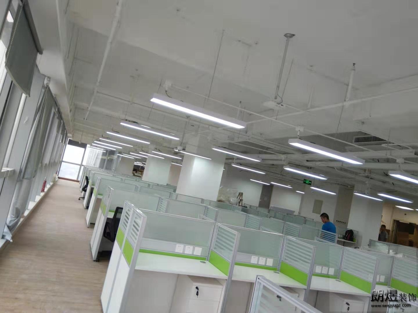 成都作業幫辦公室裝修工地照片